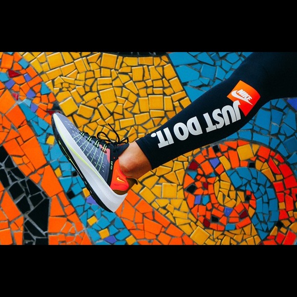 Nike EXP X-14 (GS) Black/Volt/ Total Crimson Sz 7Y - Picture 4 of 14